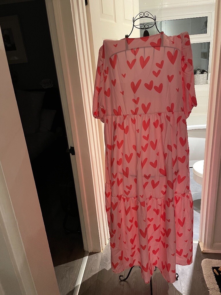 BRAND NEW PINK HEART LONG SMOCK DRESS 